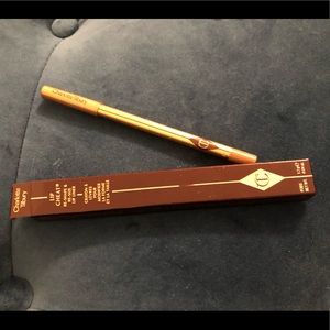 Charlotte Tilbury lip liner